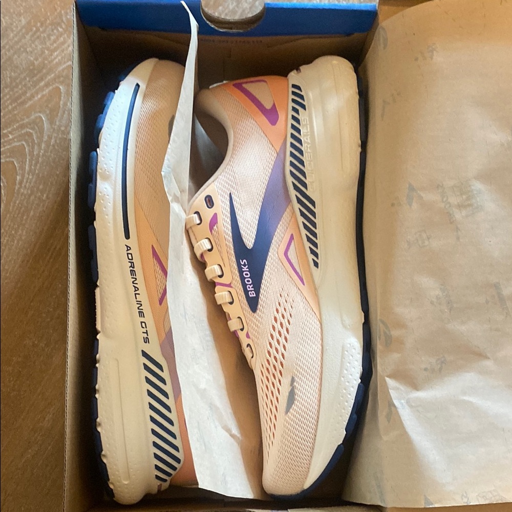 Brooks Adrenaline GTS Peach and Purple Athletic Shoes